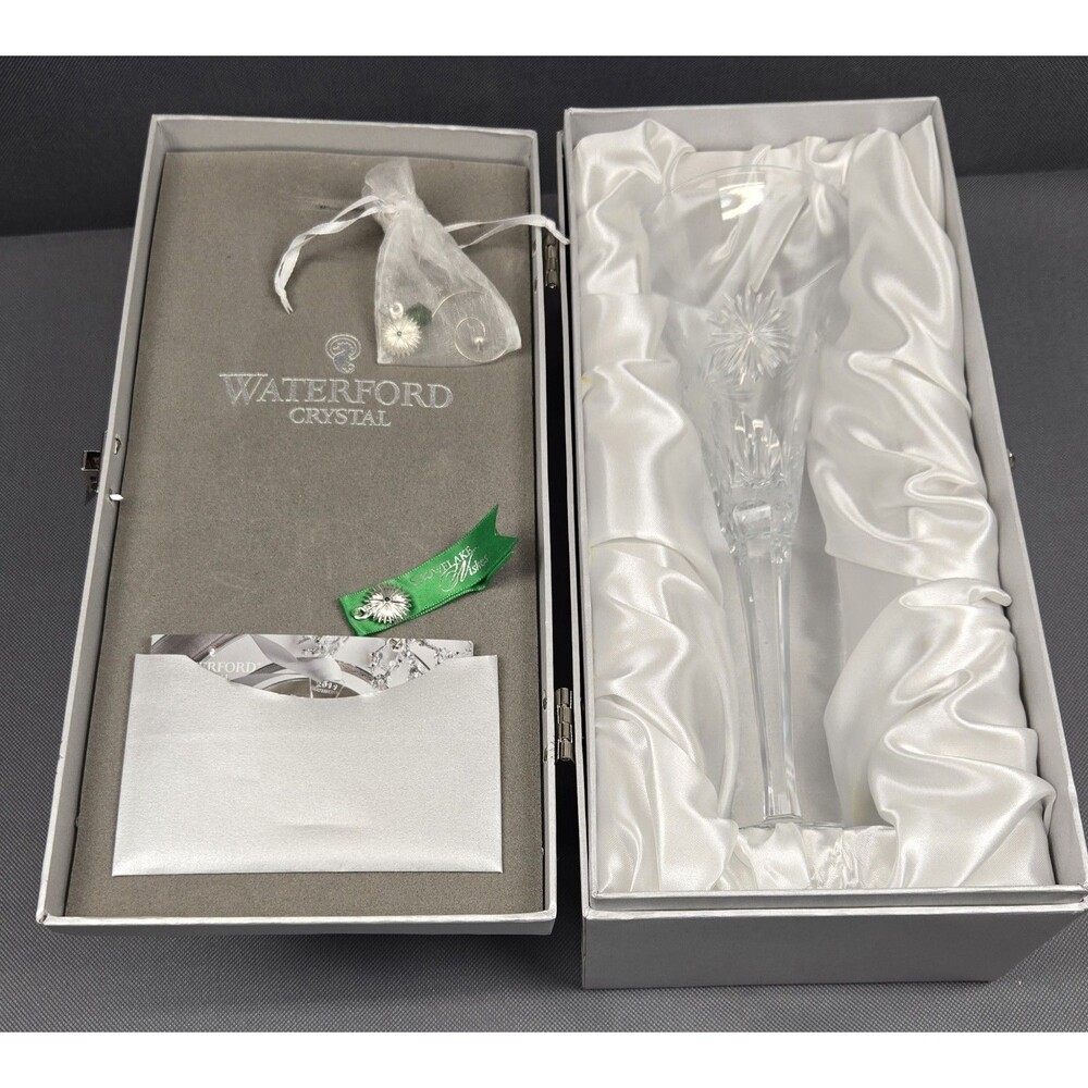 Waterford Snowflake Wishes Courage 2nd Edition Champagne Flute 2 Charms W/ Box